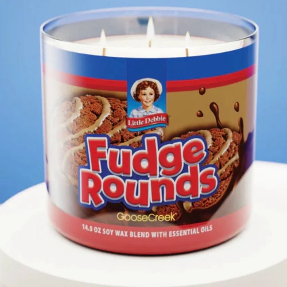 NWT Goose Creek Fudge Rounds Little Debbie 3-Wick Candle